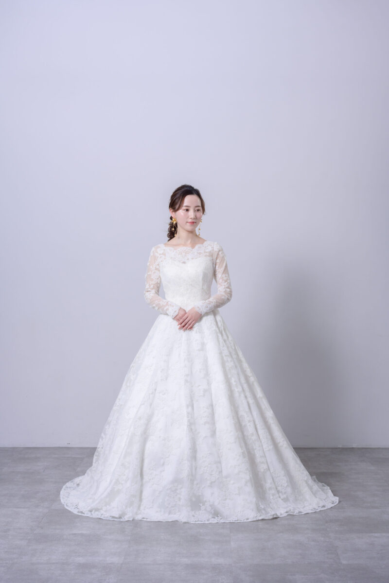 結婚式 ウエディングドレス ウェディングドレス ロングスリーブ レース 長袖 Aライン 大人可愛い